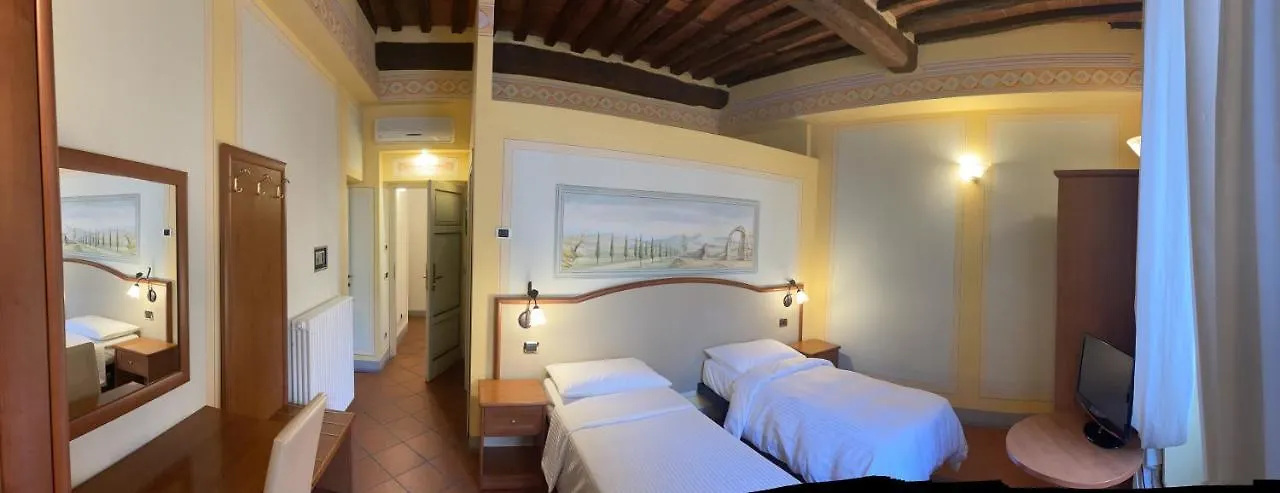 Bed & Breakfast Bnb Dimora Dei Guelfi Lucca Italy