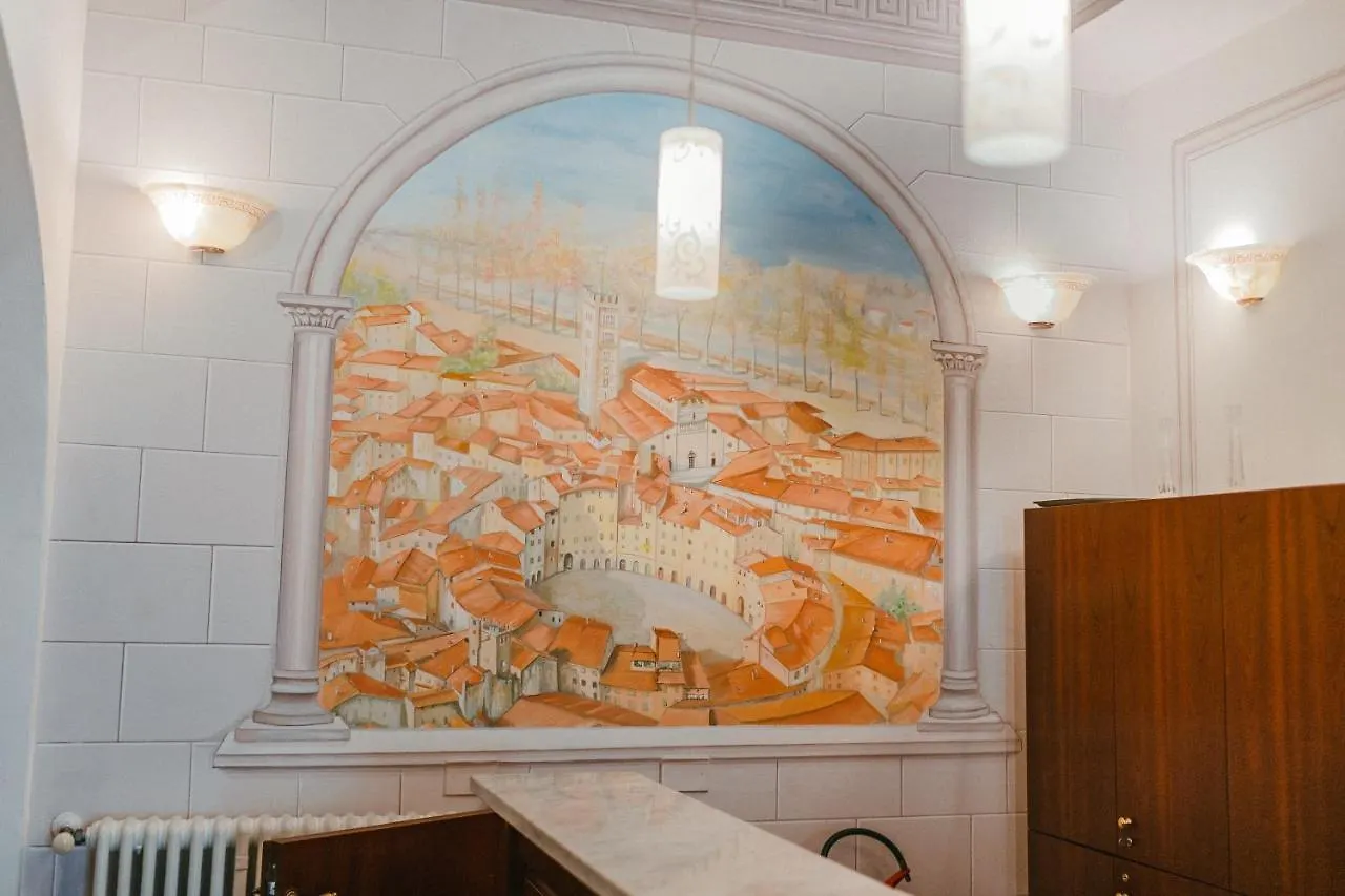 Bnb Dimora Dei Guelfi Lucca Bed & Breakfast