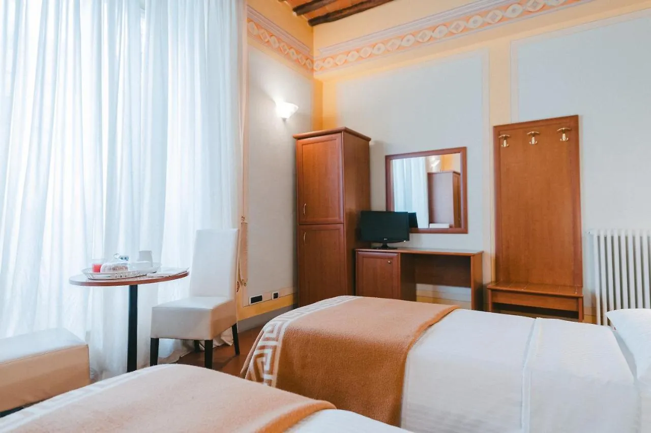 Bnb Dimora Dei Guelfi Lucca